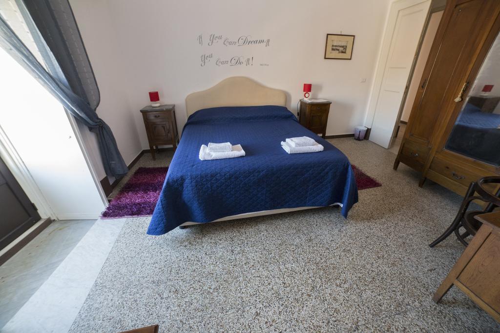 فندق Casa Alcala Deluxe كاتانيا الغرفة الصورة